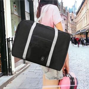 NWT Black Carry-On Travel Bag Overnight Hospital Weekend Leisure Gym Duffle Tote